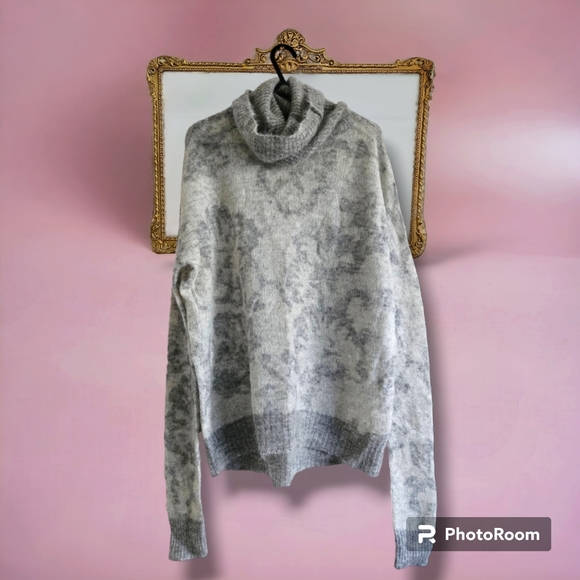 Willow Sweaters - Willow | Luxury Grey Wool Jumper / Turtle Neck / Sweater - | Size Medium